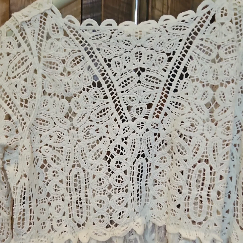 035 POL Ivory Lace Front Tie Blouse - Picture 8 of 8